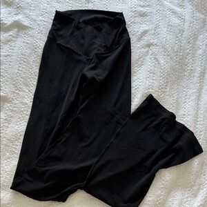 Aerie Offline crossover flare leggings